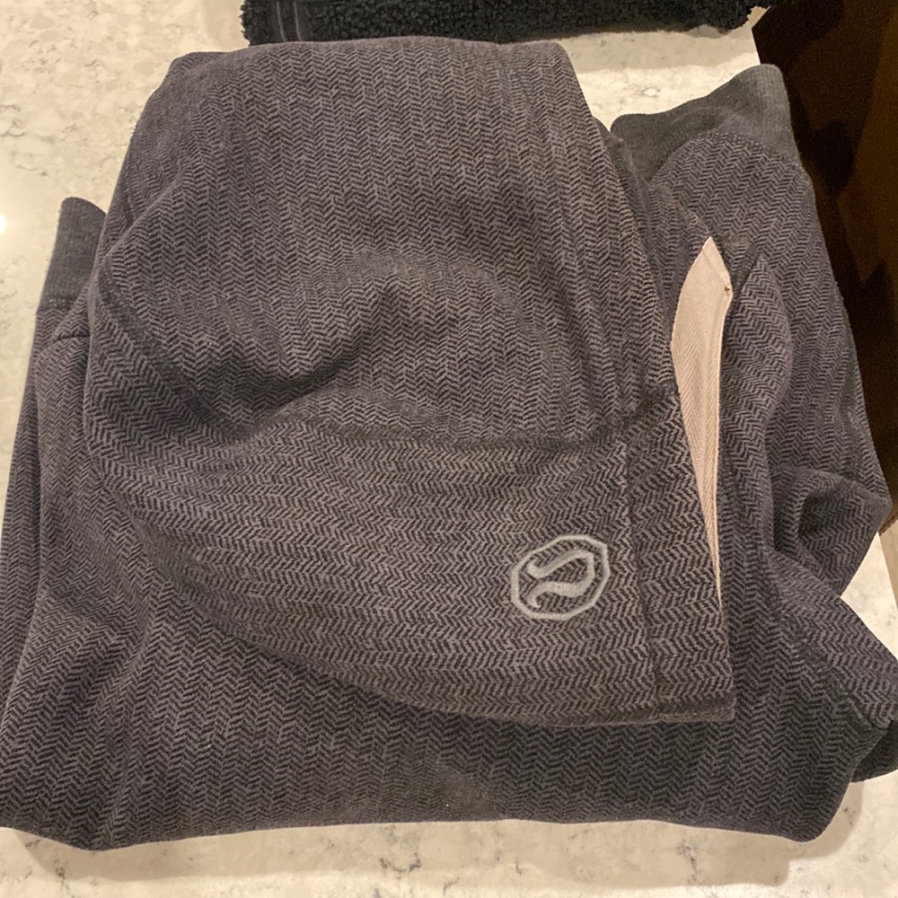 mens lulu hoodie